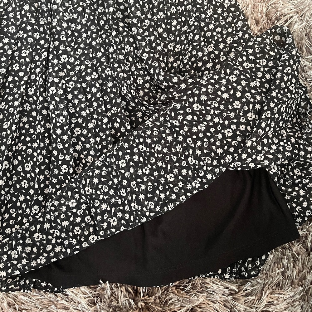 NWOT Hollister Ultra High Rise Skirt - Picture 6 of 8